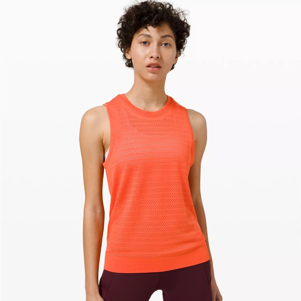 Lululemon Breeze By Muscle Tank II *Squad - Brick